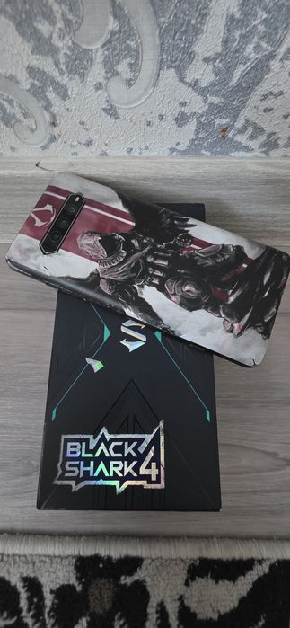 Телефон BLACK SHARK 4 на 256  гигов