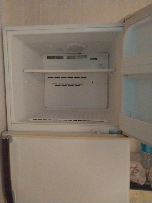 Продаю холодильник