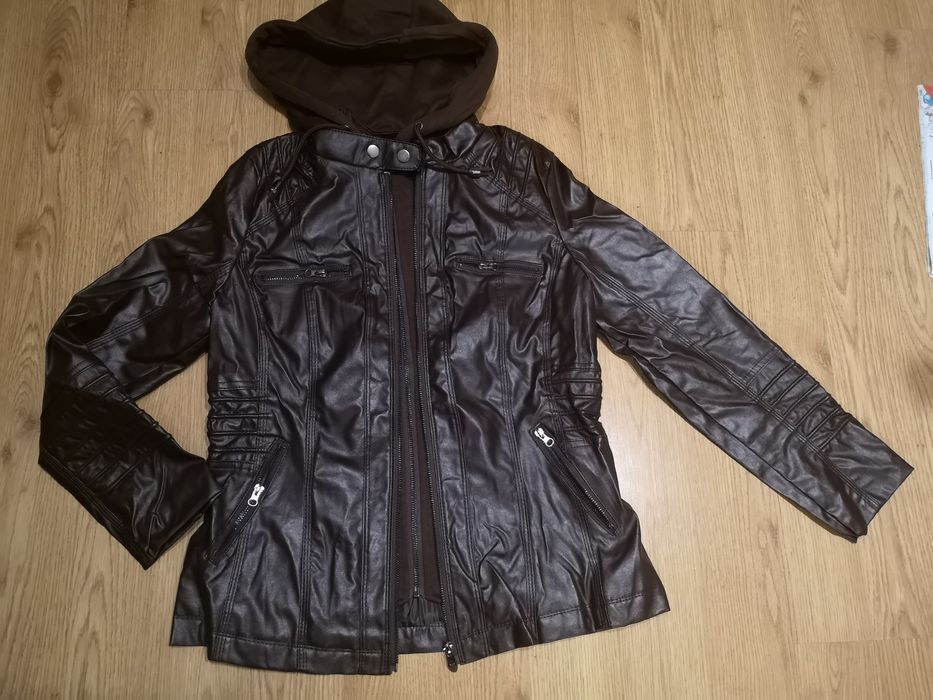 Кожено яке размер М НОВО!