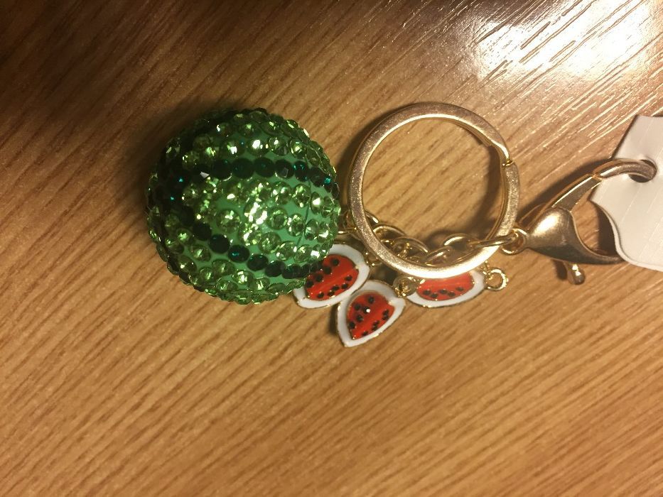 Breloc Chei sub forma de Pepene