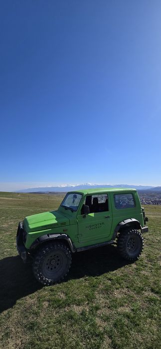 Vând Suzuki Samurai 1.6  8v an 1997.

In masina a fost investit atat timp cat si multi bani
-motor refacut 80% distributie, filtre, pom