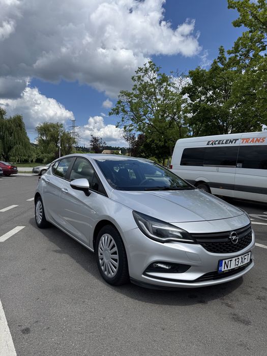 Opel Astra K E6