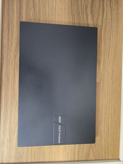 Продам ноутбук Asus VivoBook 15