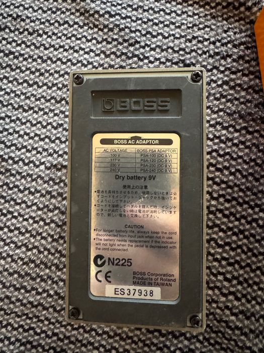 Ефект за  китара Boss Metal Zone mt 2