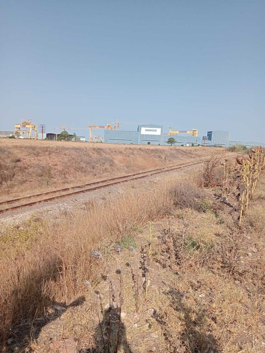 teren Limanu 500 mp , la 50 mde  soseaua Mangalia, la 200 m de Polux