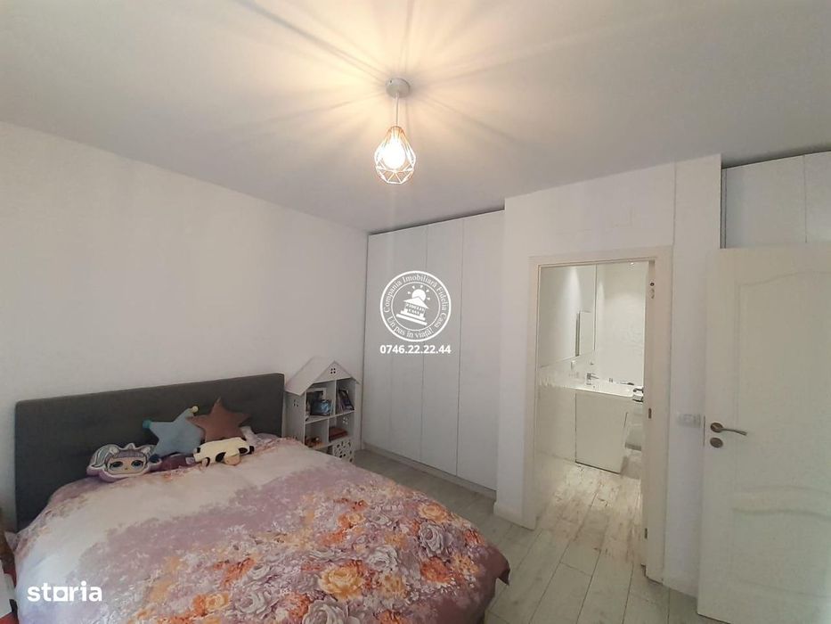 Vila moderna si spatioasa in Letcani