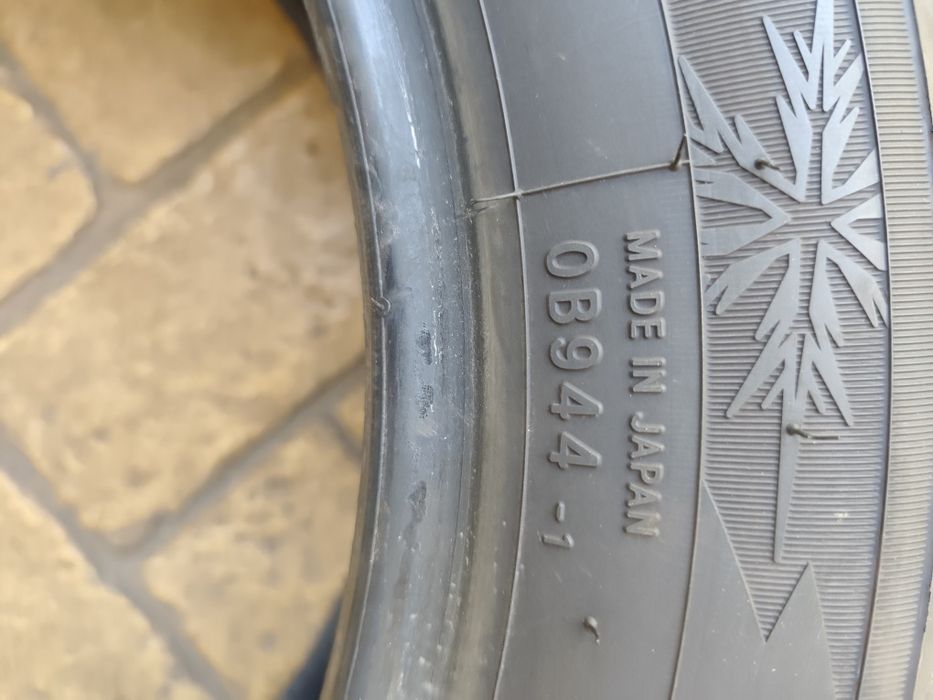 Зимни гуми TOYO 185/60/16 dot 23, 185/60R16