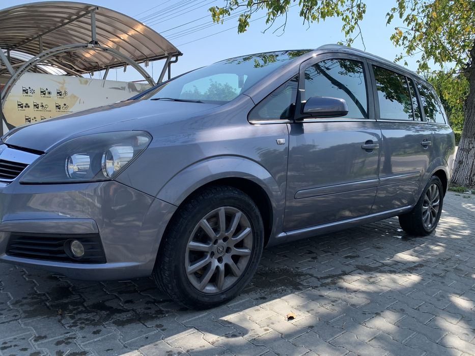 Opel zafiraB1.9 150 cp