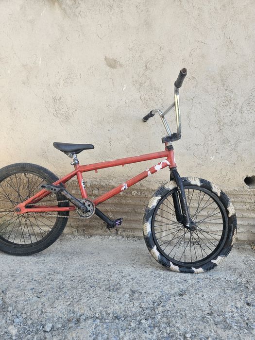 Велосипед BMX . Трюковый