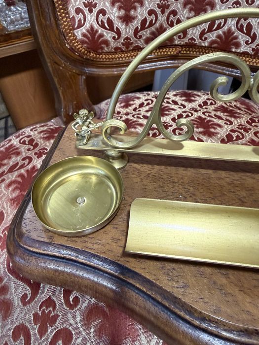 красива винтидж мастилница