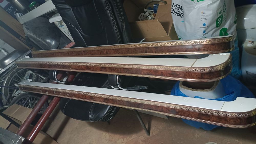 Продается карниз