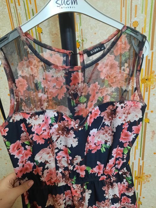 Платья,  в отличном состоянии