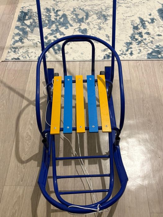 Санки  с колесиками