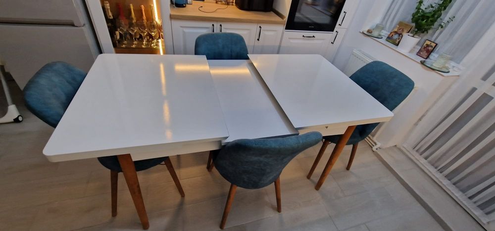 Masa alba estenibila