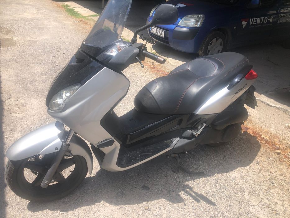 Yamaha X-max 250i