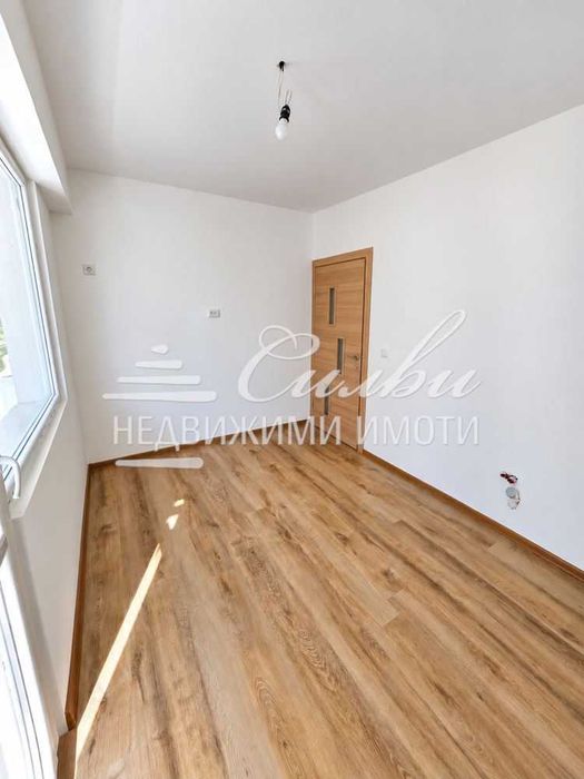 Продава се Тристаен апартамент в Шумен, Добруджански - 78 кв.м за 1988 €/кв.м - Снимка #2