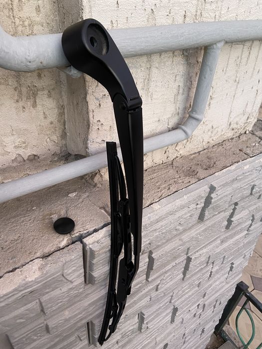 Продам запчасти  на бмв е53