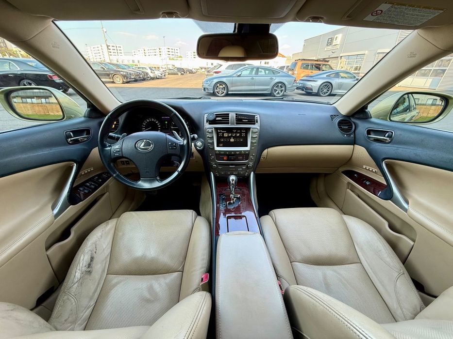 De vânzare Lexus IS250
