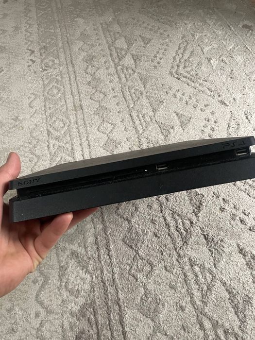 Ps4 slim 1TB гарантиясымен 1 жыл