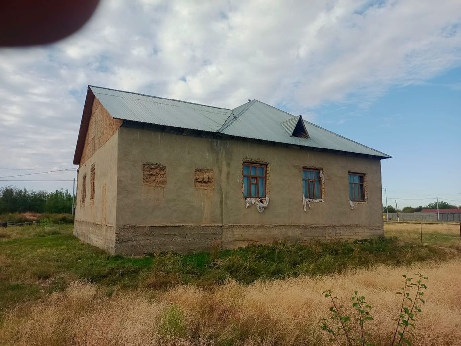 Үй сатылады Қайнарбұлақ құрлық ауылы