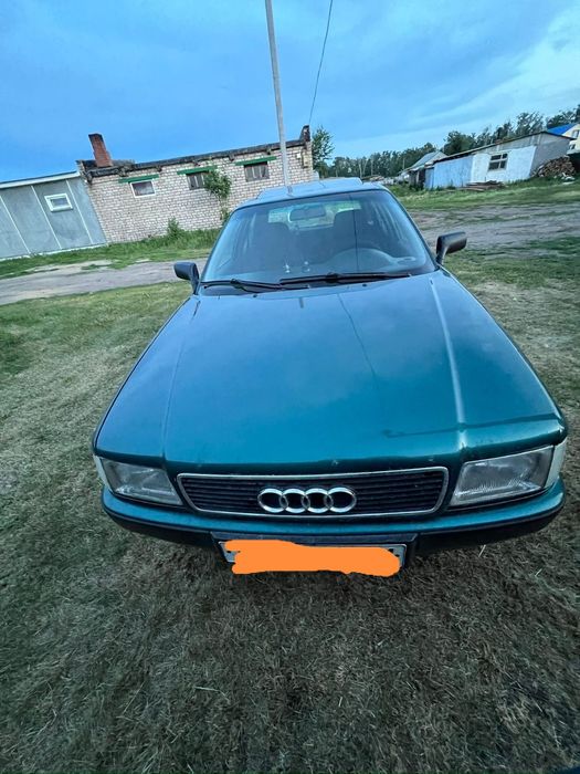 Продам Ауди б4 в хорошем состоянии.