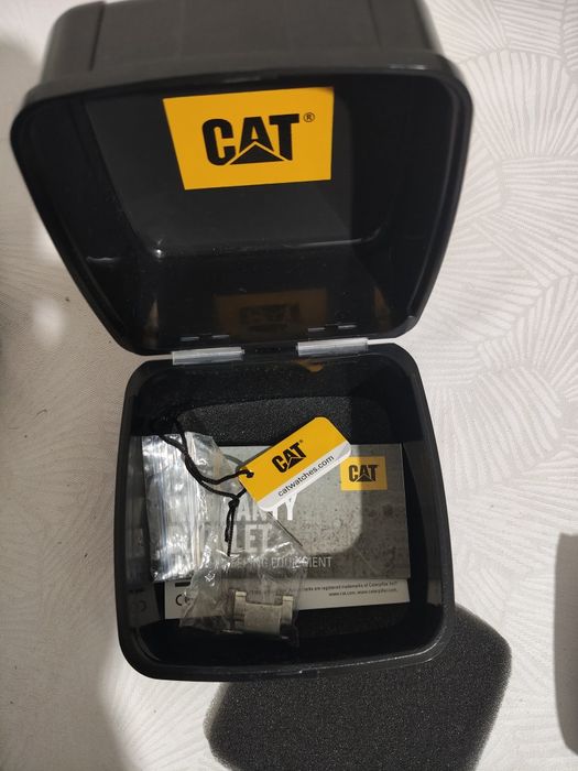 Продаю свои часы бренд Cat