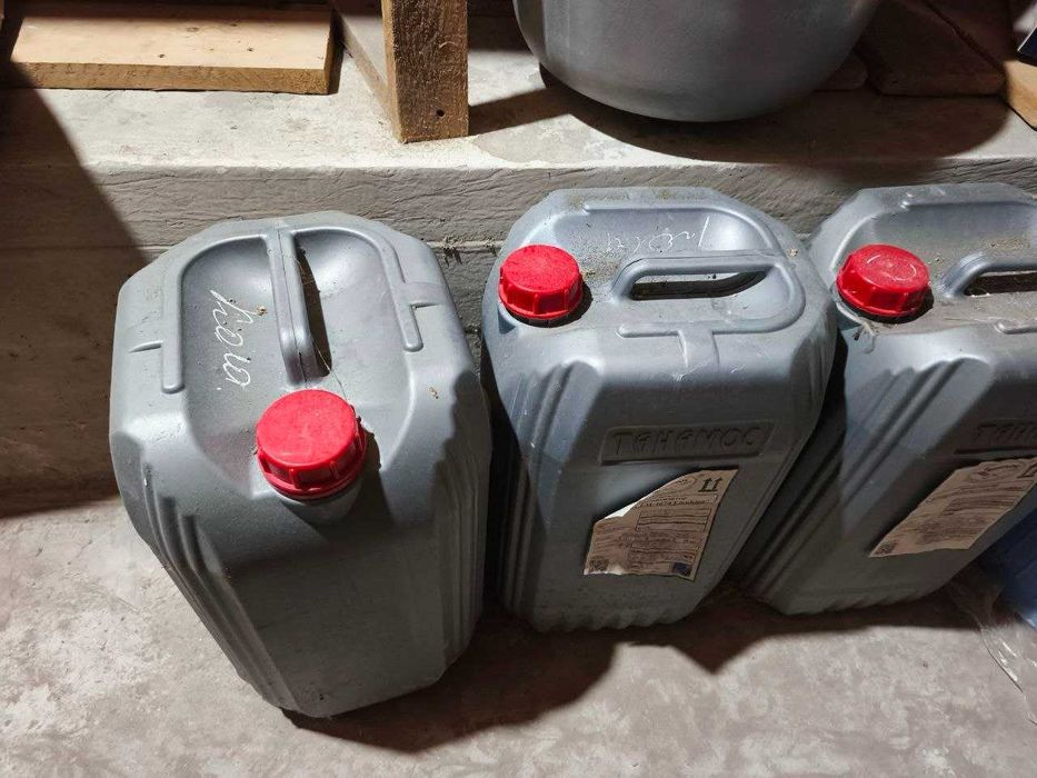 Канистр лар сотилади, 25 л