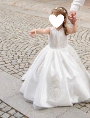 Дълга рокля с обръч