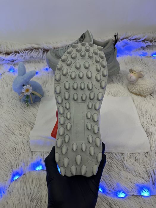 Off White odsy 1000