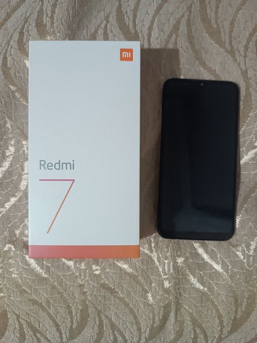 Продам xiaomi redmi 7