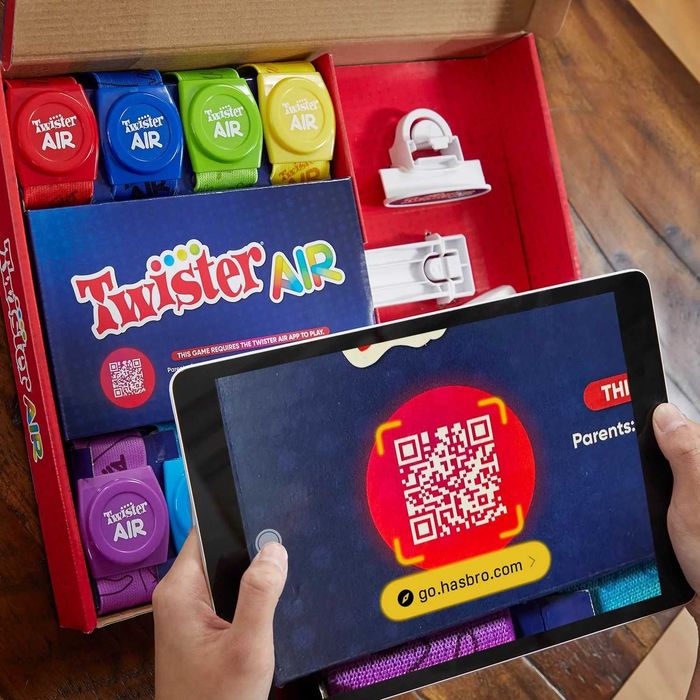 Настолна игра Hasbro Twister Air Детска Туистър Air Game