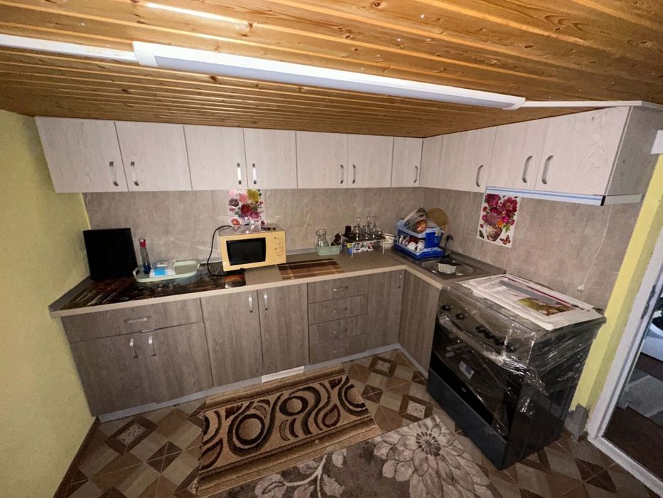 Casa in judetul Olt, comuna Tufeni, sat Stoborăști
