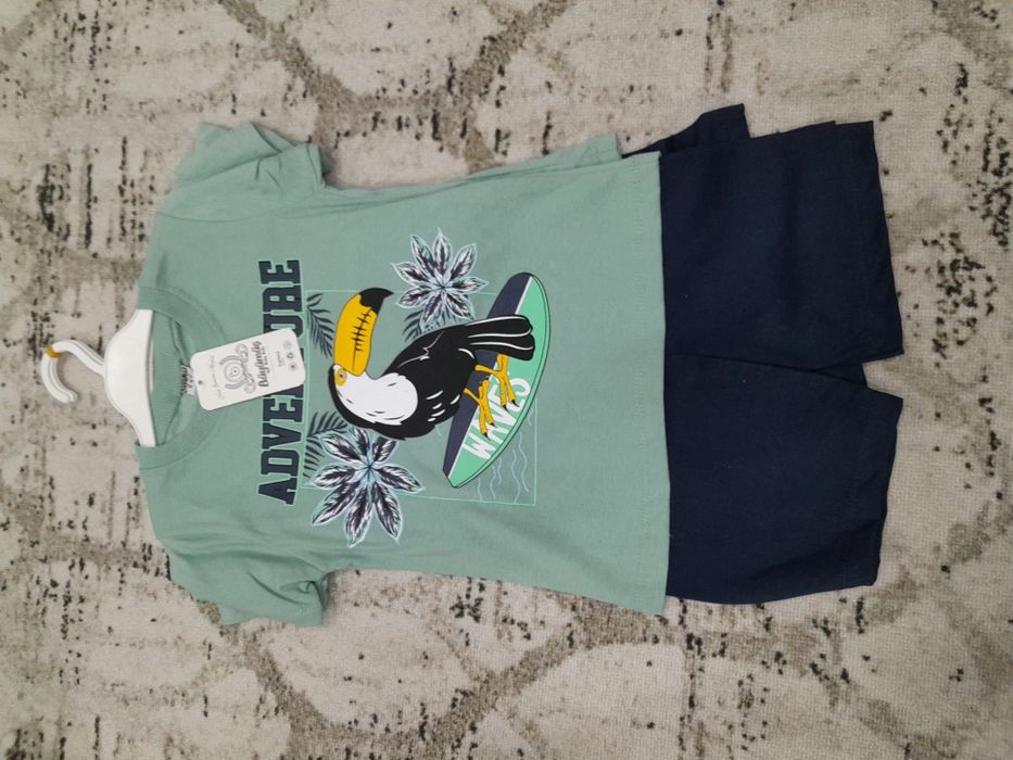 Новые футболки с шортами