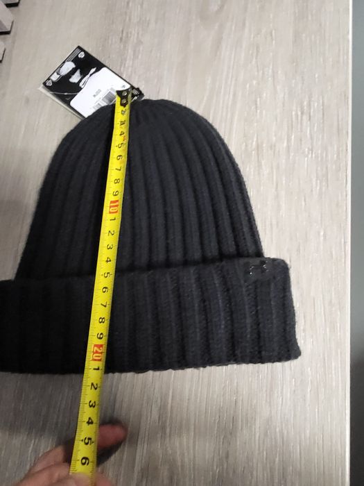 Căciulă Under Armour, nouă cu etichetă