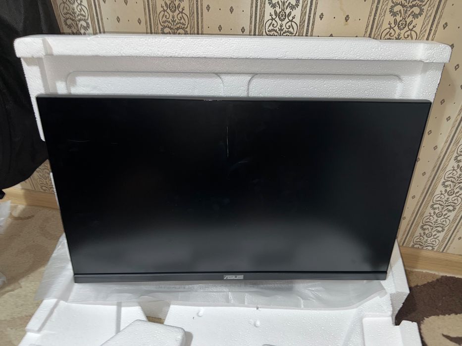 Продам мониторы 310герц их у меня 4 штуки