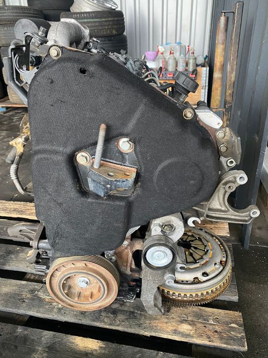 Motor VOLVO S40 2001 D4192T4 30620672