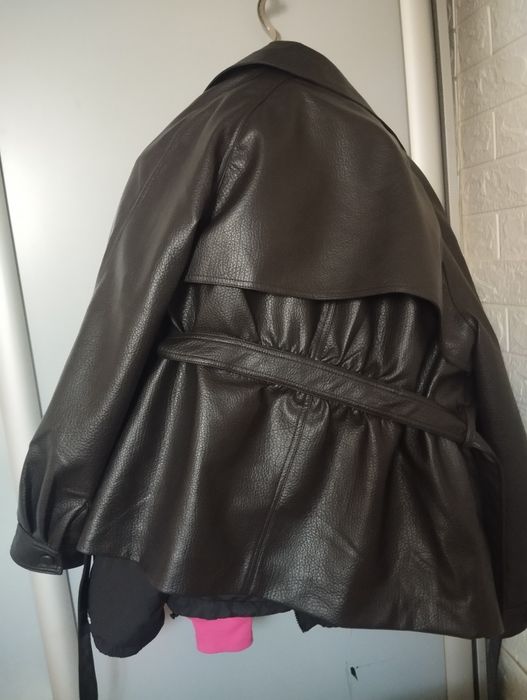 Женская куртка бомбер