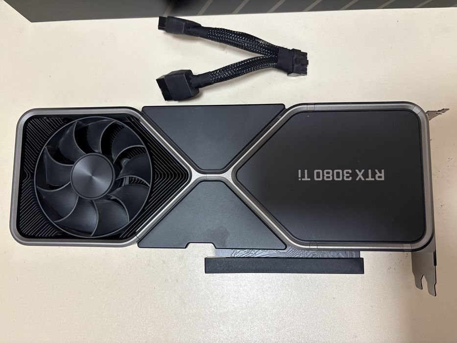 Видеокарта Nvidia 3080 Ti FE