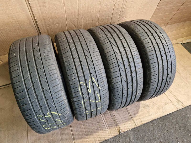 4 Hankook R19 235/50
летни гуми DOT1919