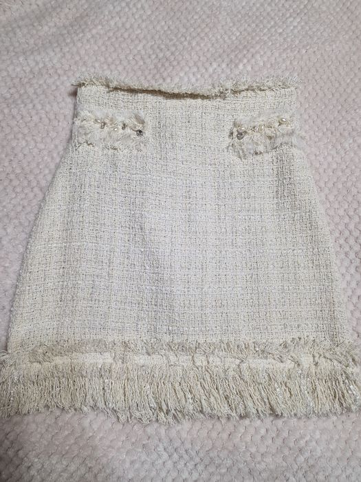 Пола с камъни на марката Авин