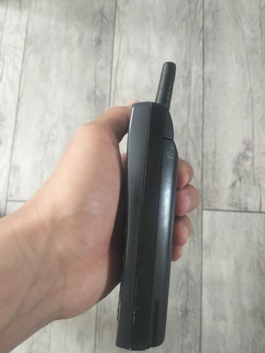 Ericsson S-868 без зарядки(с чехлом)