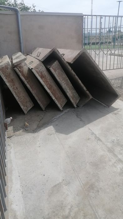 Продаются строительные леса, опалубка и каретки