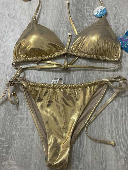 Дамски бански от две части