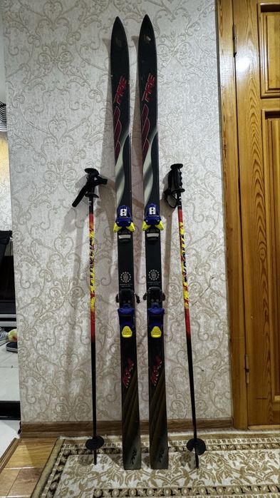 Горные лыжи 182см + палки