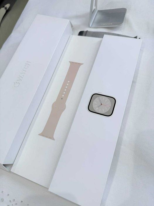 Apple Watch Series 8 45mm Starlight GPS + Curea Milaneza + Suport