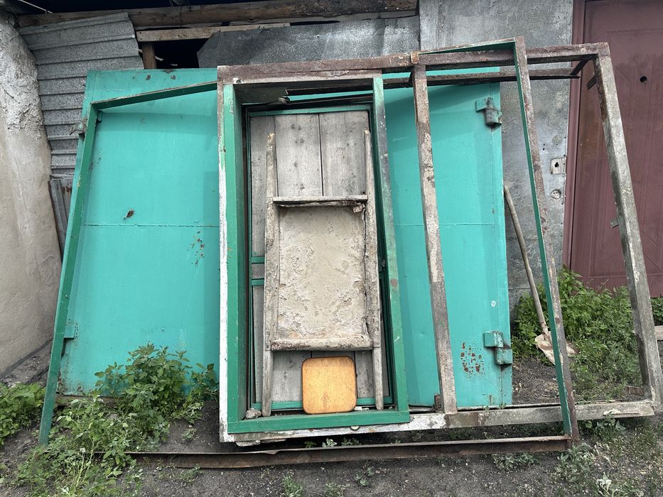Продается гаражное ворота