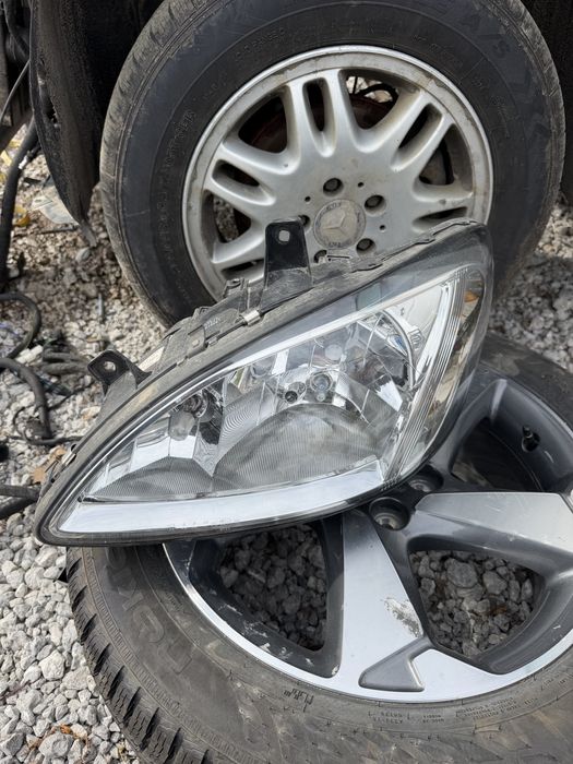 Ляв фар за Mercedes Vito W639 (2003-2010) - КАТО НОВ