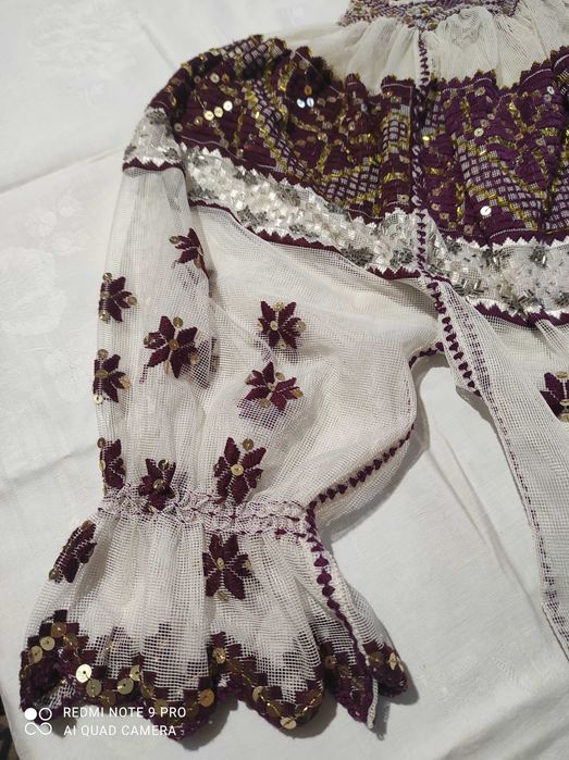 Ie traditionala olteneasca