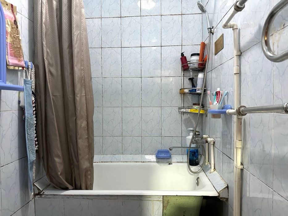 4/5/5 Тузель2, школа 255, сдвоенный зал, балкон 2х6, площадь 92м*