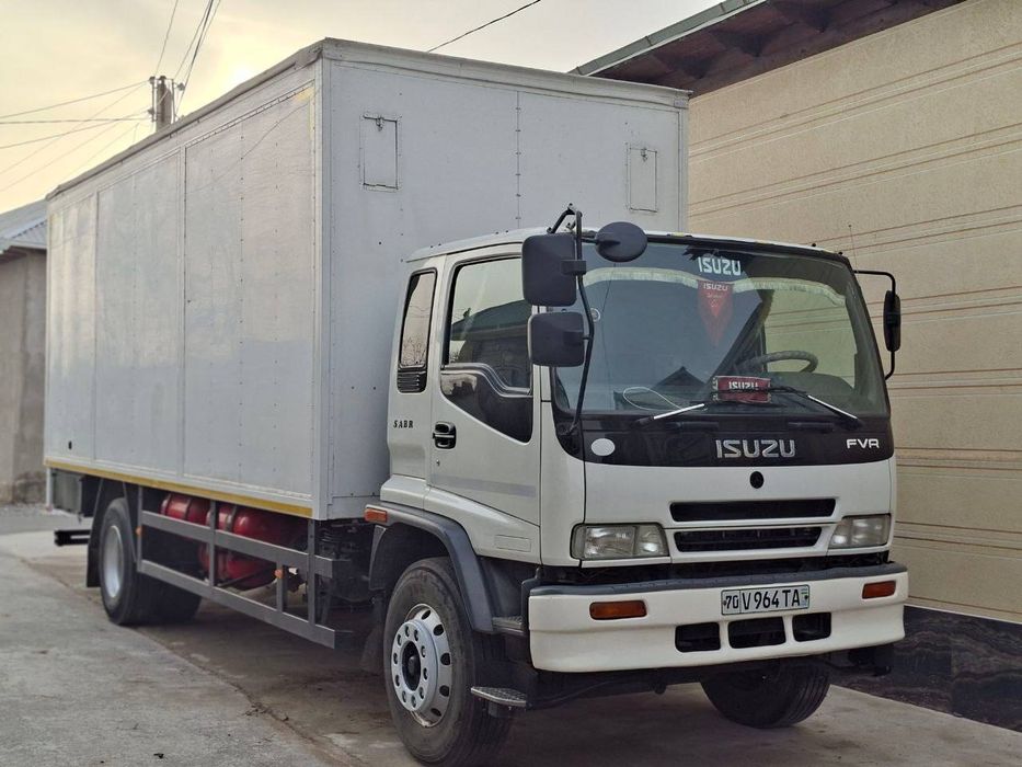 Isuzi sotiladi srochni